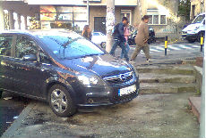 Stop za pešake !? (40) Stop za pešake !? (40)
